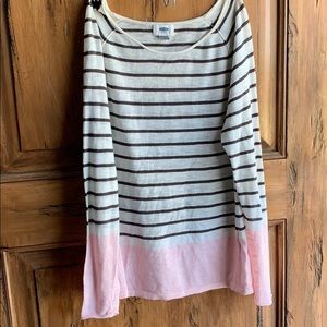 Old Navy long sleeve sweater